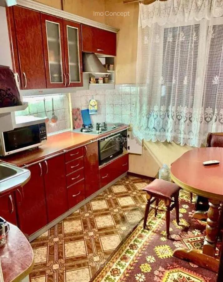 Garsoniera in zona Izvor - 1