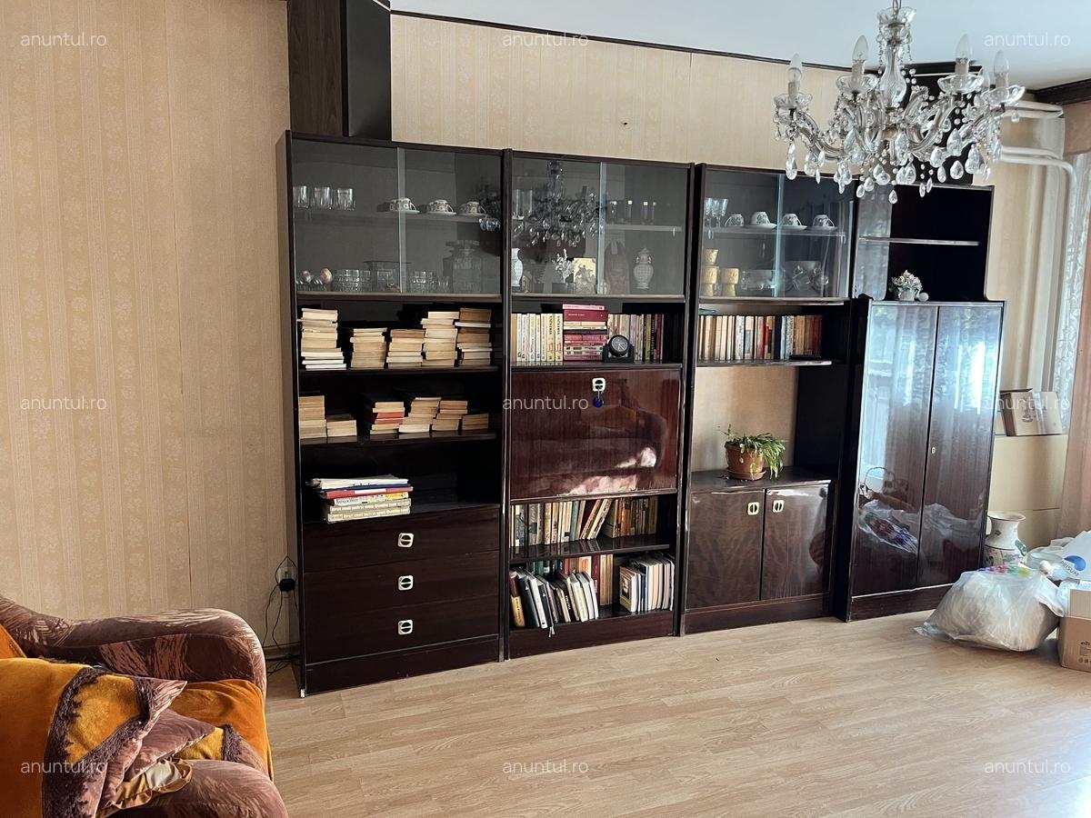 Oraselul Copiilor, piata Norilor - 8