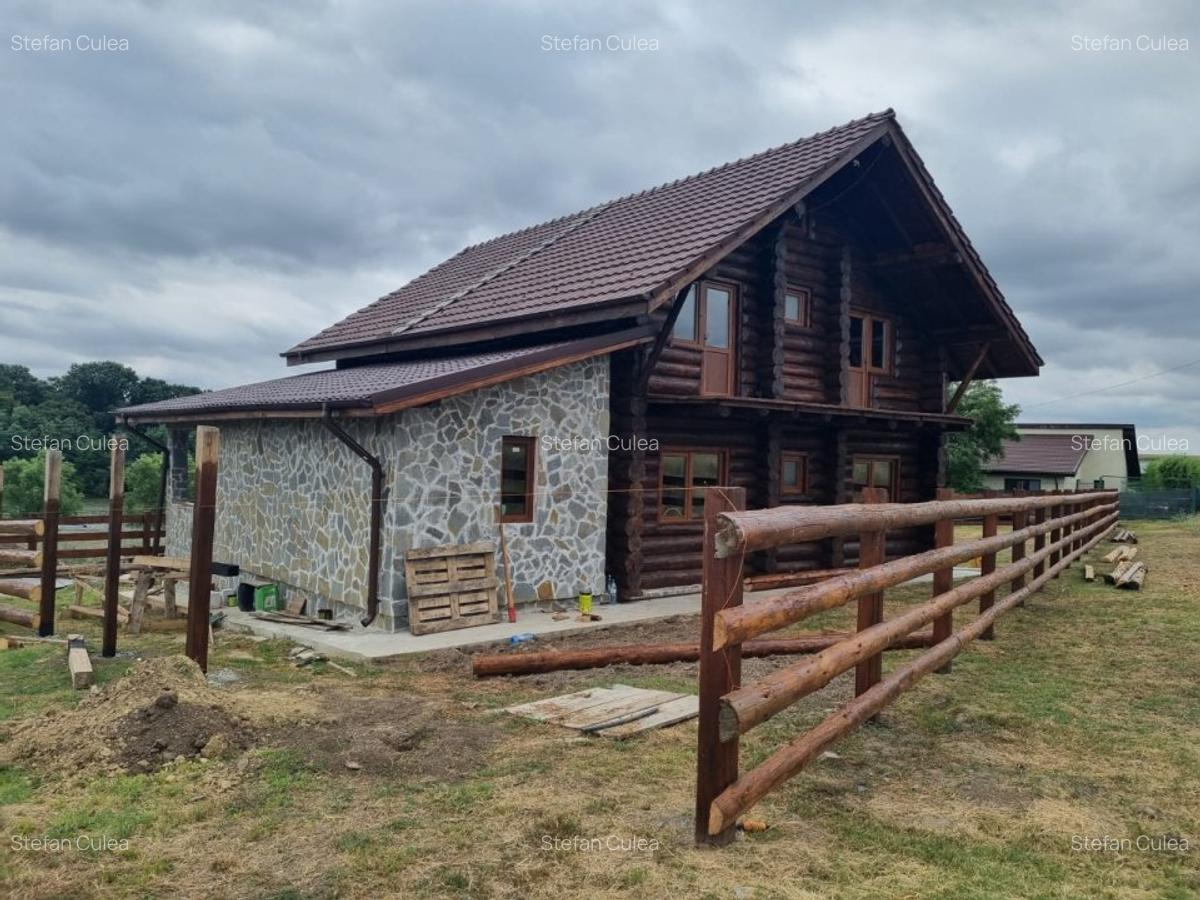 Casa modernizată în 2024 din bușteni de brad - 4 Casa modernizată în 2024 din bușteni de brad - 4