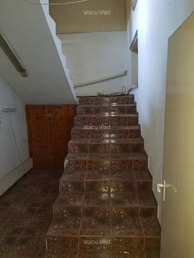 1 mai-metrou,casa  ,ideal firma cu depozitare si birouri,150 mp,parcare ,750 eur - 4