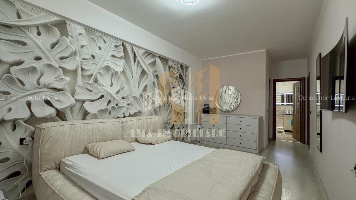 Apartament cu 3 camere decomandat, mobilat în Tractorul - 14