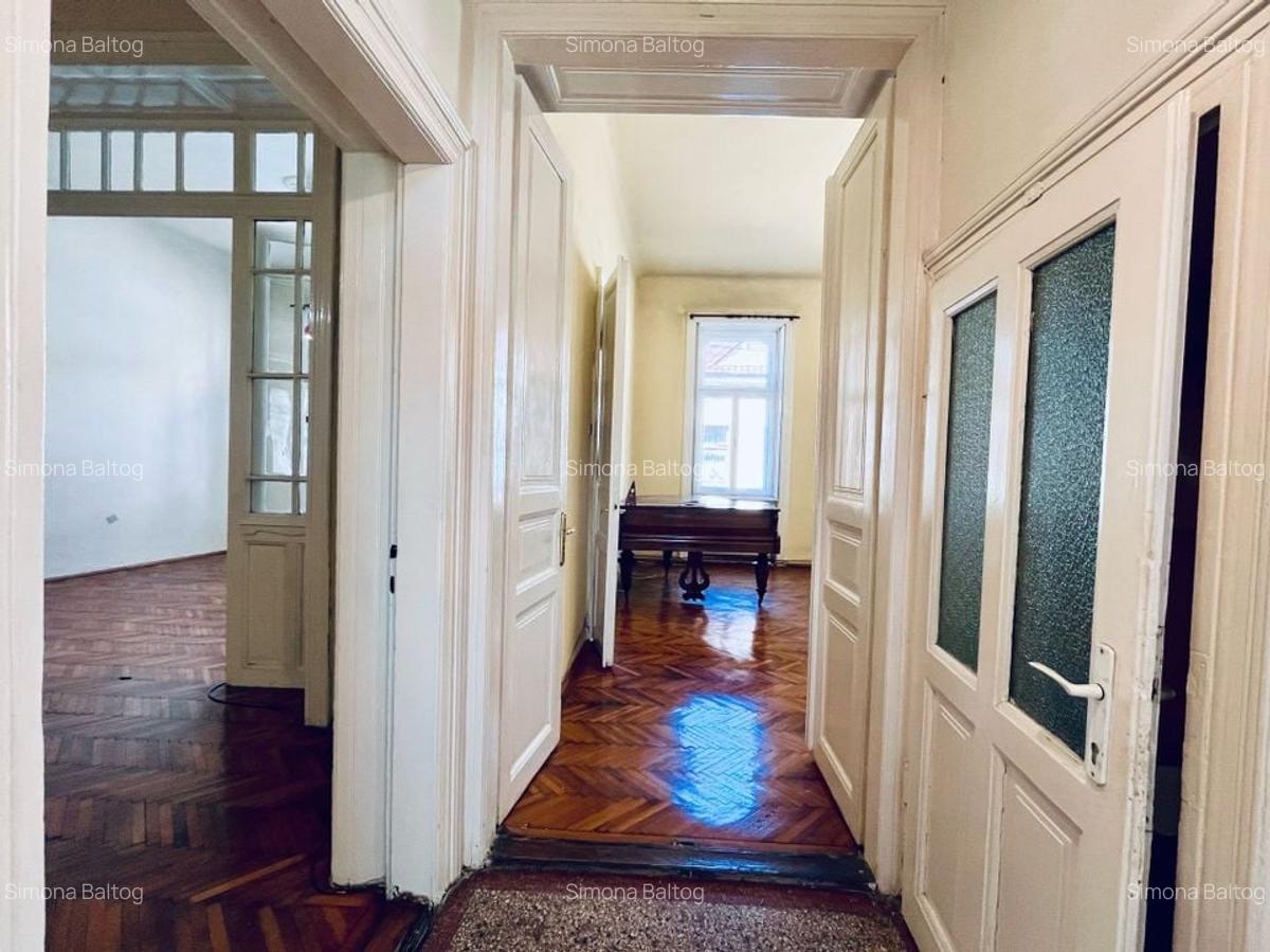 Apartament 3 camere, Central intr-un imobil Istoric realibitat - 20