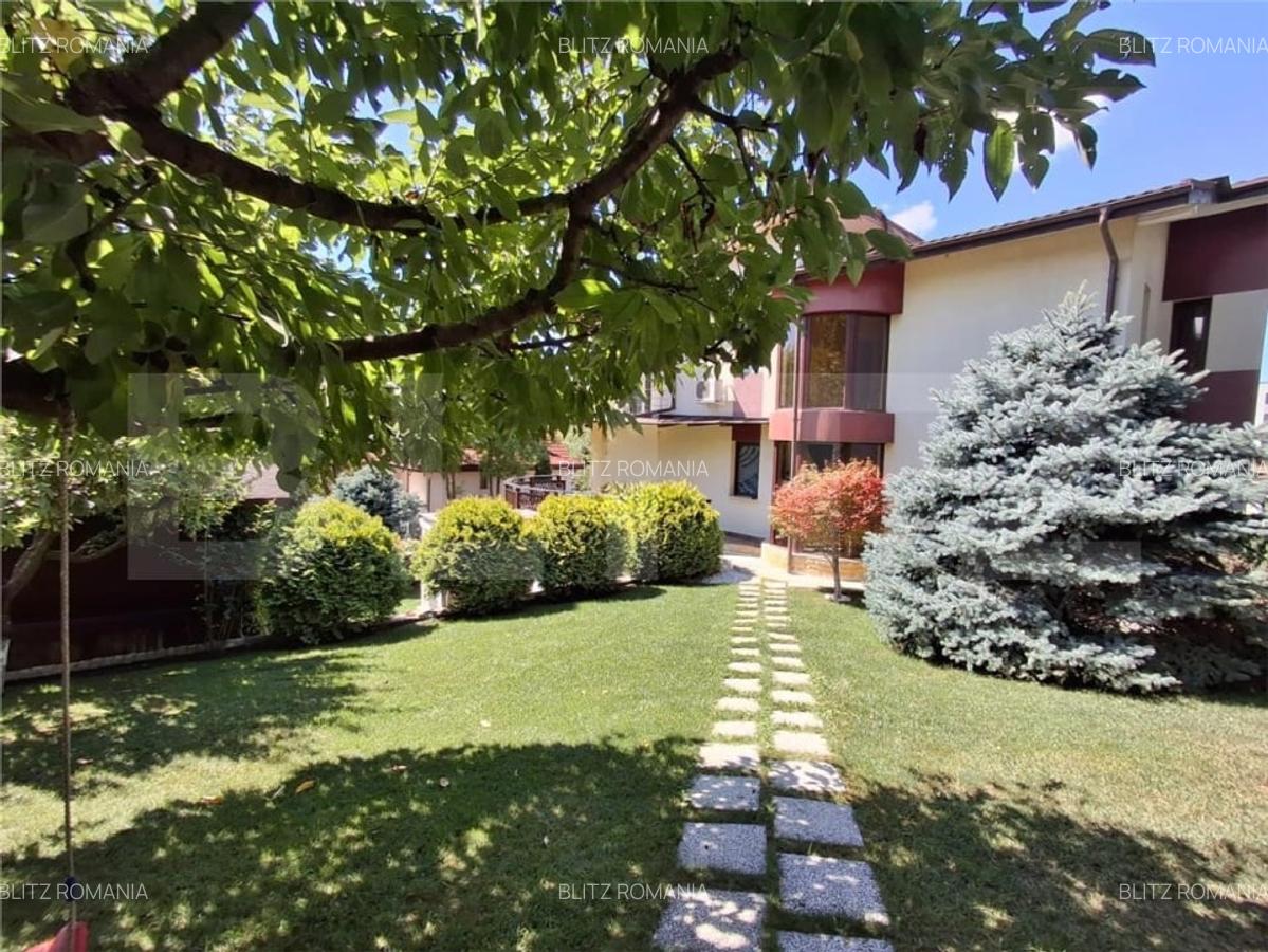 Vila exclusivista, zona Plopii fara Sot, garaj crama finisare si utilare de top - 12