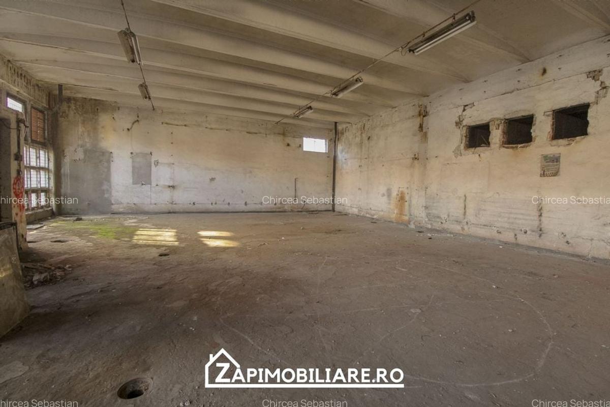 Cladire 3 nivele 529 mp utili - zona Poli 2 - - 2