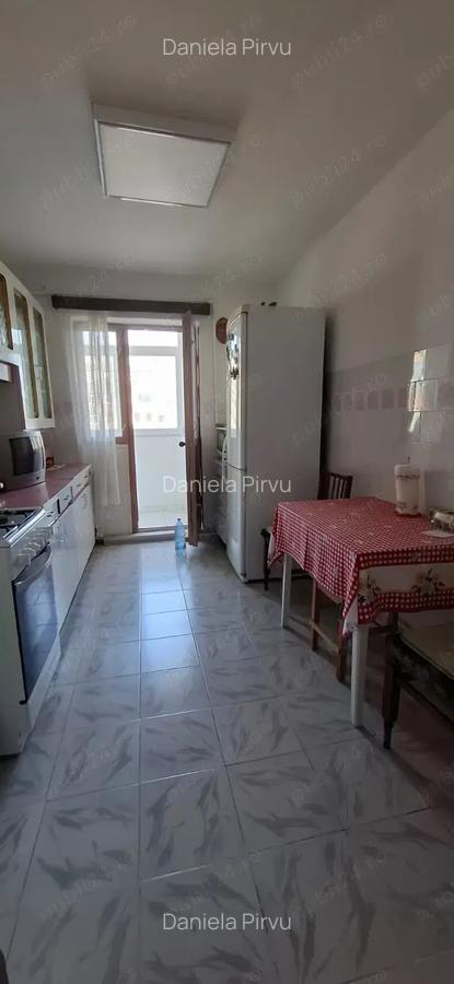 4 camere, etaj 7 din 9, LIBER, CENTRALA TERMICA, acte la zi, B-dul Republicii - Soseaua Nordului - 7