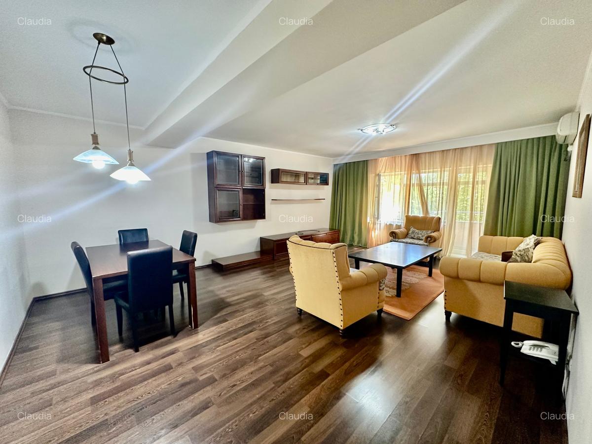 Apartament cu 3 camere decomandat în Herăstrău - 2