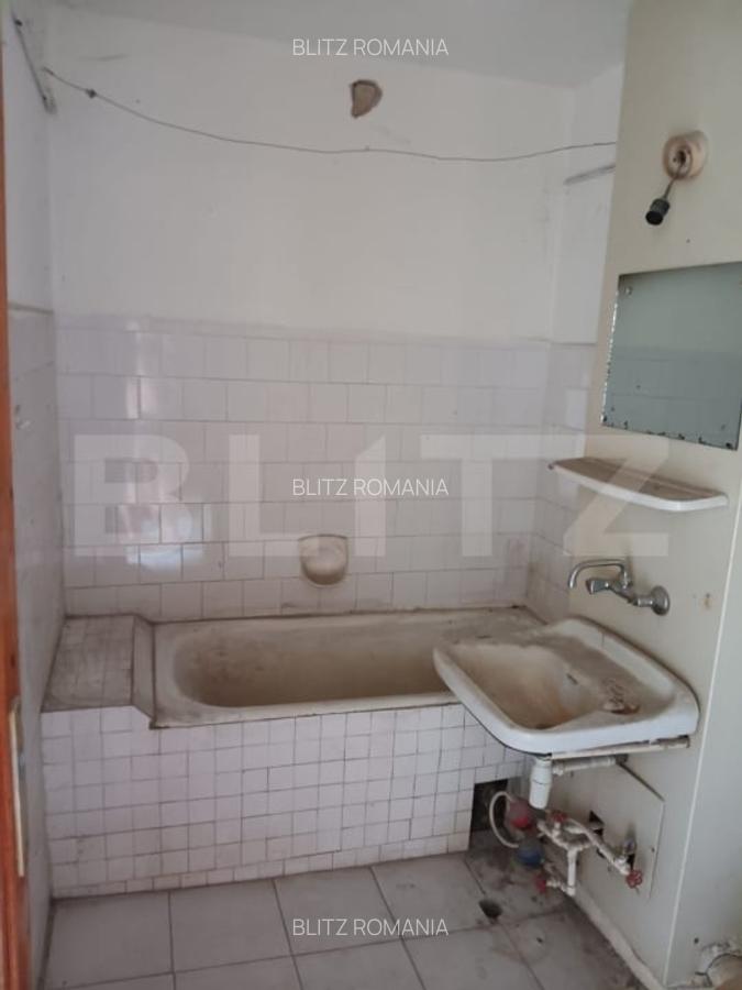 Apartament cu 3 camere, 63 mp, etaj 2, zona Micro 3 - 7