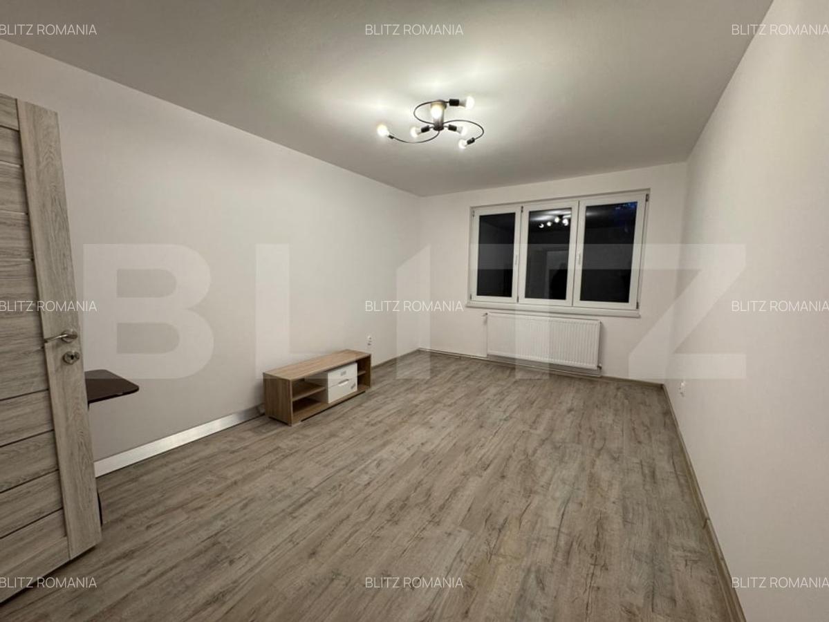 Vand apartament 2 camere, decomandat, Cornisa - 3