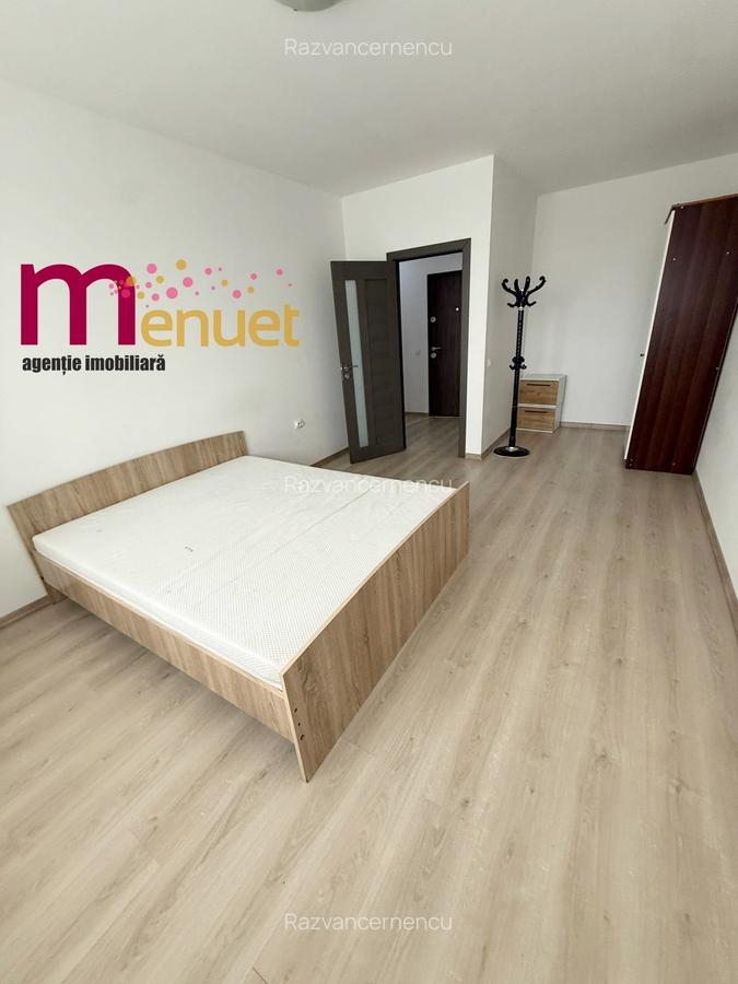 Apartament 3 camere,zona E3 - 8 Apartament 3 camere,zona E3 - 8