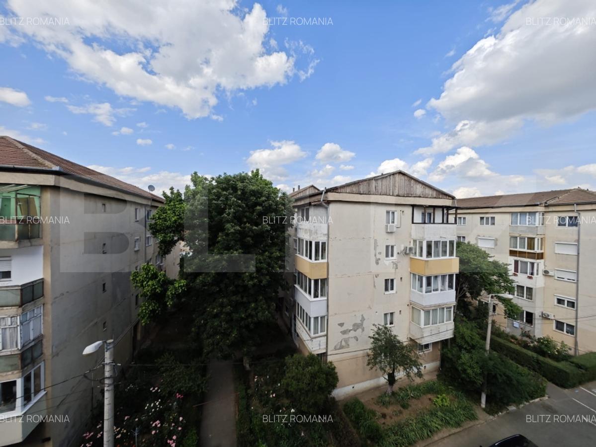 Apartament 3 camere, 68 mp utili, 2 balcoane, complet renovat in anul 2024 - 11