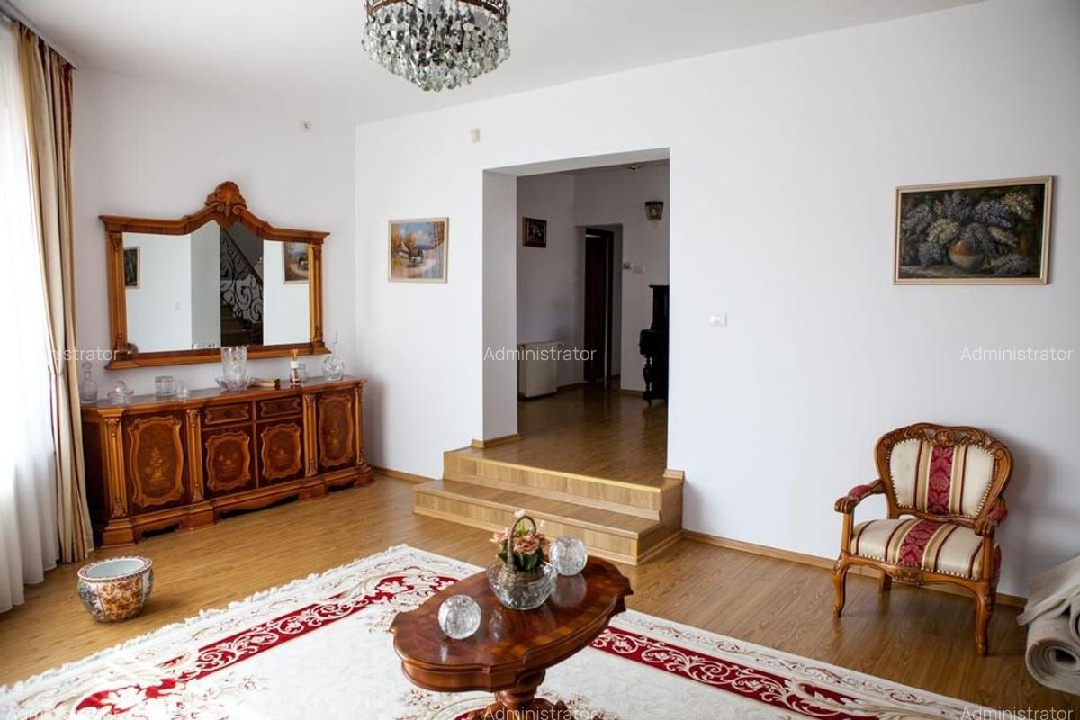 Casă in oraș Ovidiu - 5