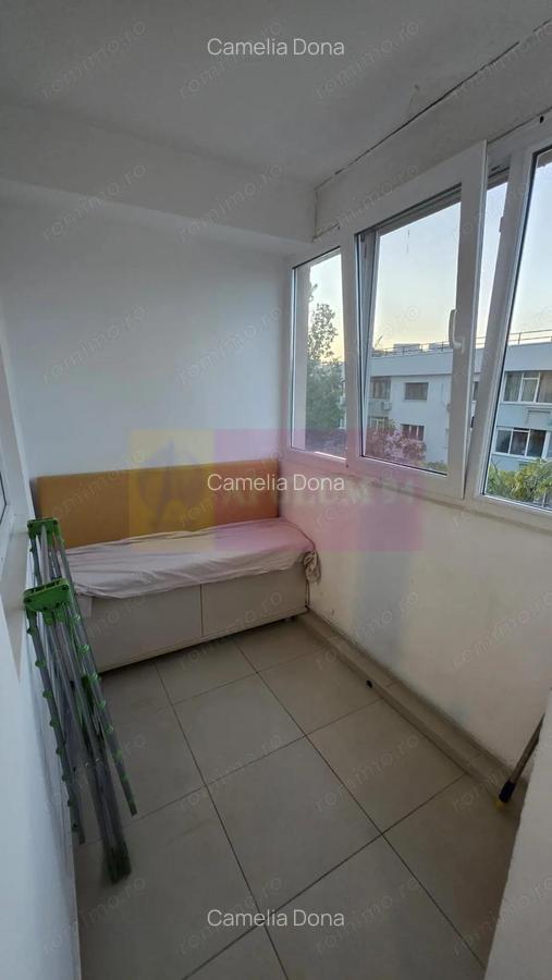 Vanzare apartament de 3 camere in zona Piata Alba iulia-Mihai Bravu - 2