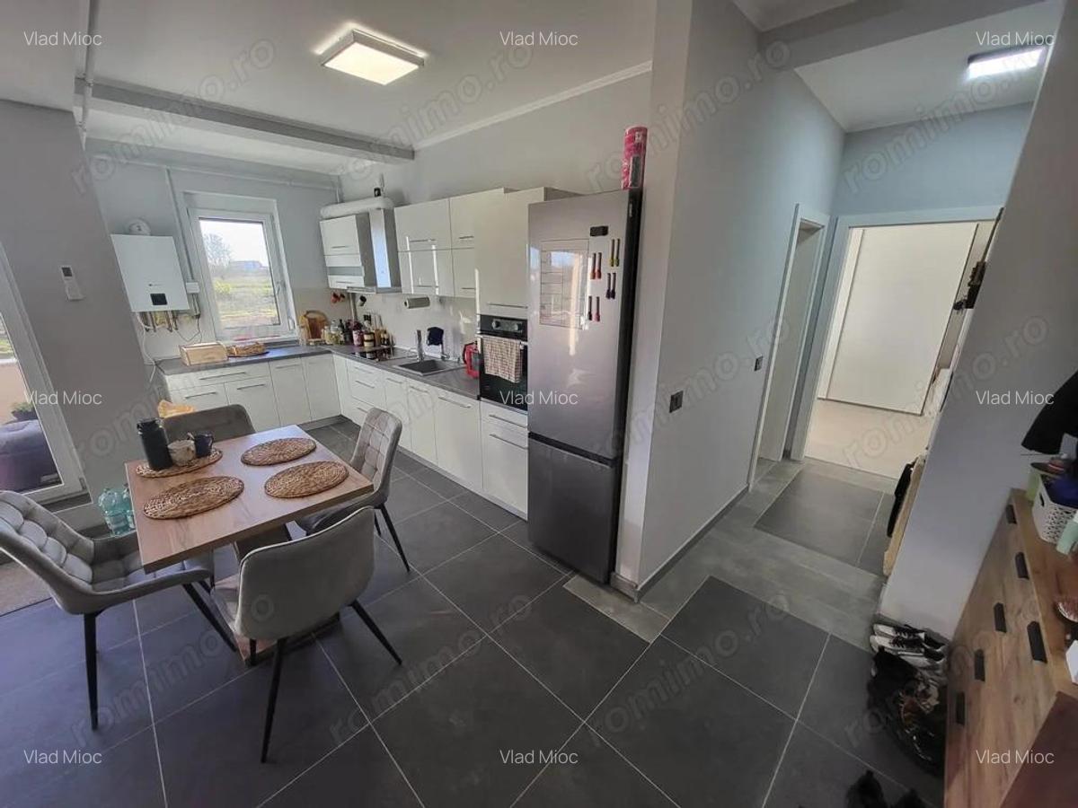 Langa Lidl. Asfalt. Bloc Nou. Mobilat si Utilat - 4 Langa Lidl. Asfalt. Bloc Nou. Mobilat si Utilat - 4