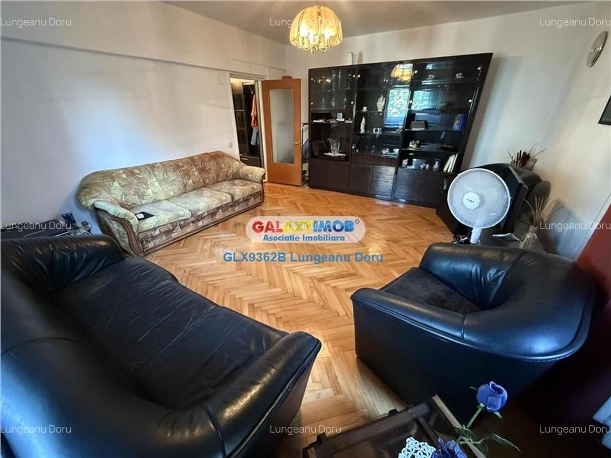2 camere decomandat, P-ta Alba Iulia, Bd. Burebista - 4