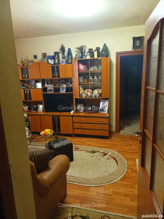 Vand Ap 2 camere Ora? Hunedoara bulevardul Dacia zona Centrala - 4