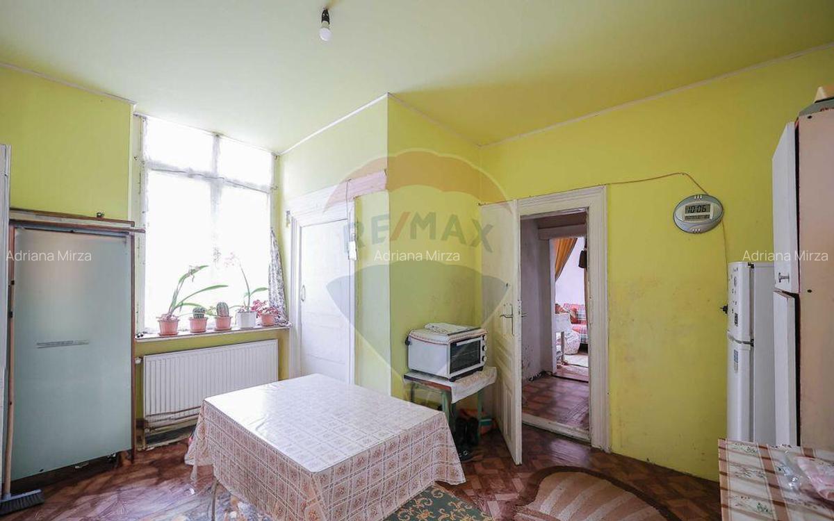 Apartament Ultracentral cu 3 camere ideal pentru investi?ie - 9