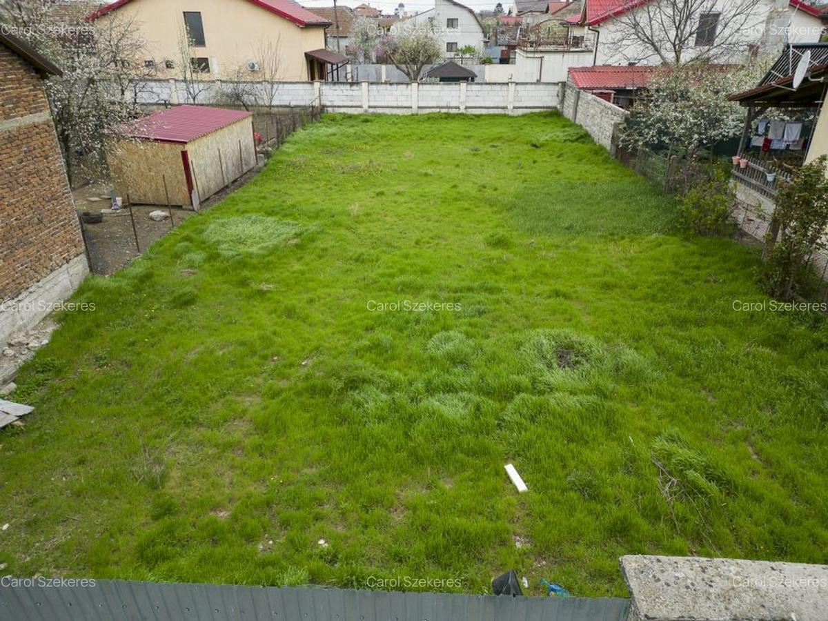 Teren intravilan de 532 mp în zonă de Top Grădiște - 2
