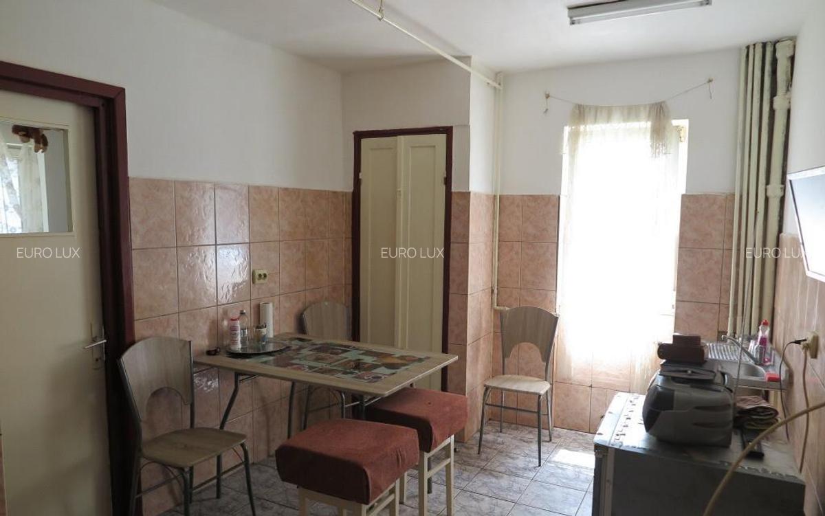 Apartament 2 camere - Zona Podgoria - 11