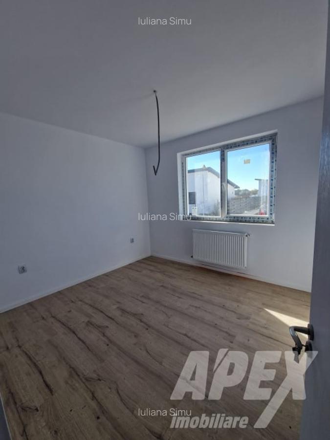 Vanzare casa parter  cu 4 camere Vedere la lac| Crevedia -Strada Caisului - 6