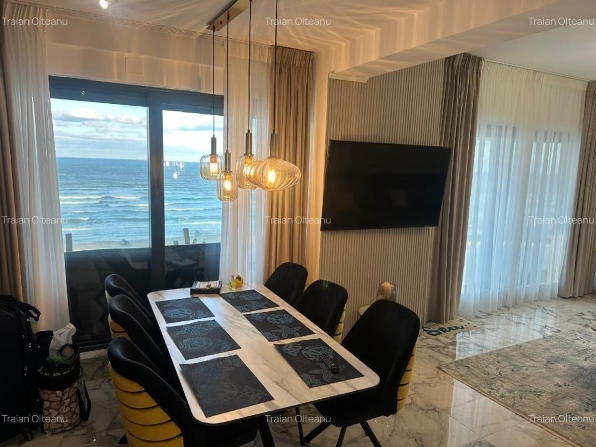Vand apartament complet mobila, prima linie la plaja, zona Casa del mar - 8