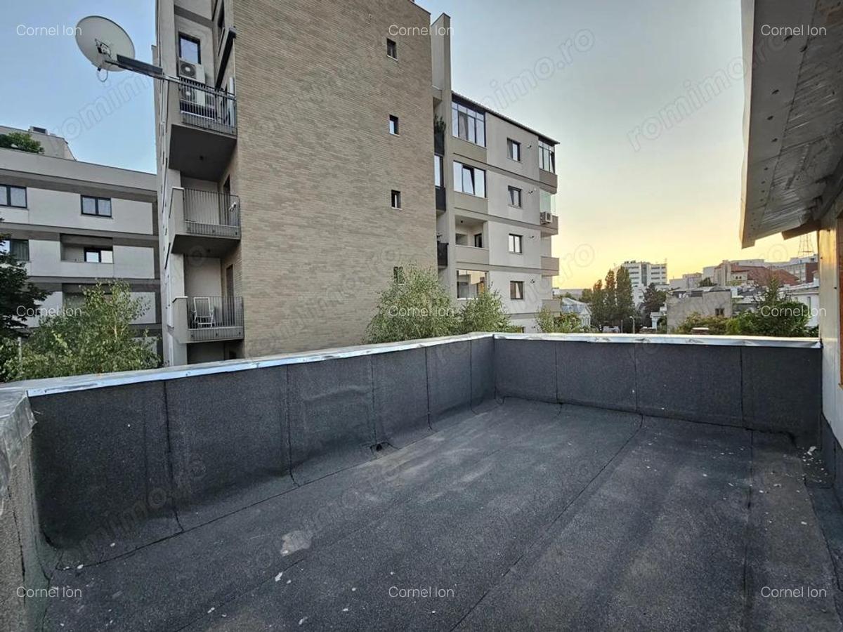 Apartament / Casa an 2002 4 camere -terasa 3bai Batistei -Universitate - 2