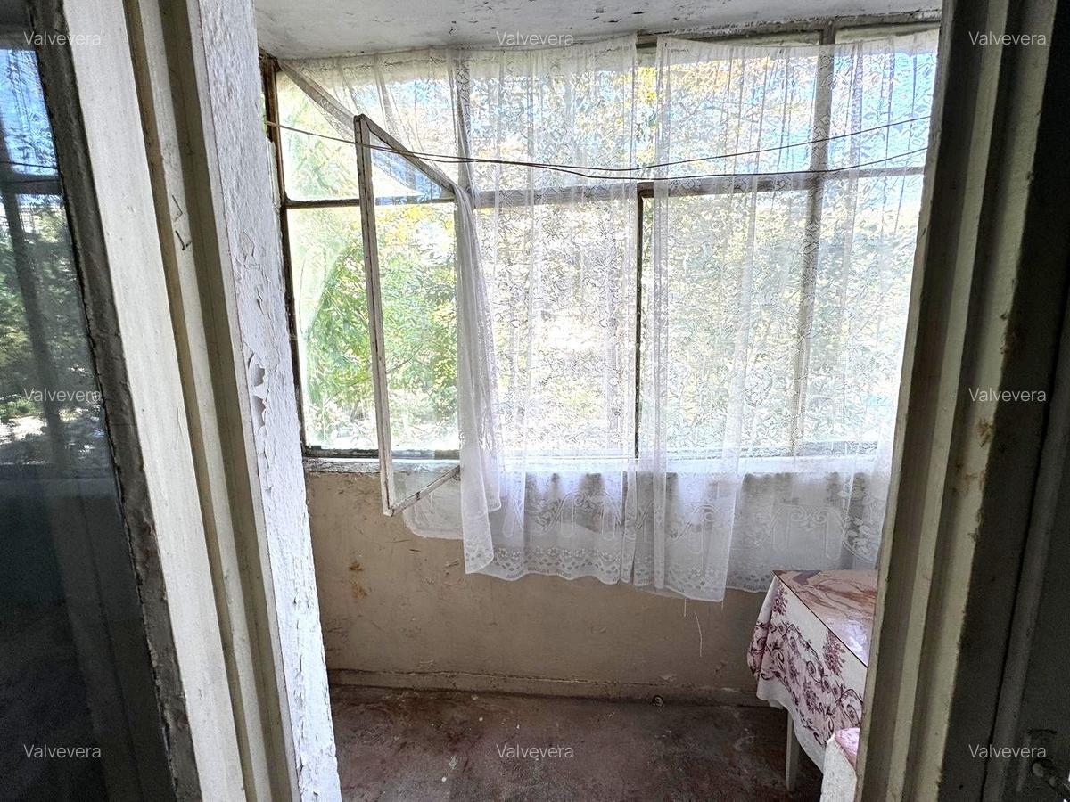Apartament 2 camere, semidecomandat, etaj 1, Micro 19 - 7