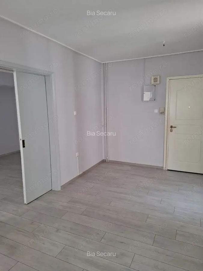 Spatiu comercial de inchiriat in zona Obor - 12