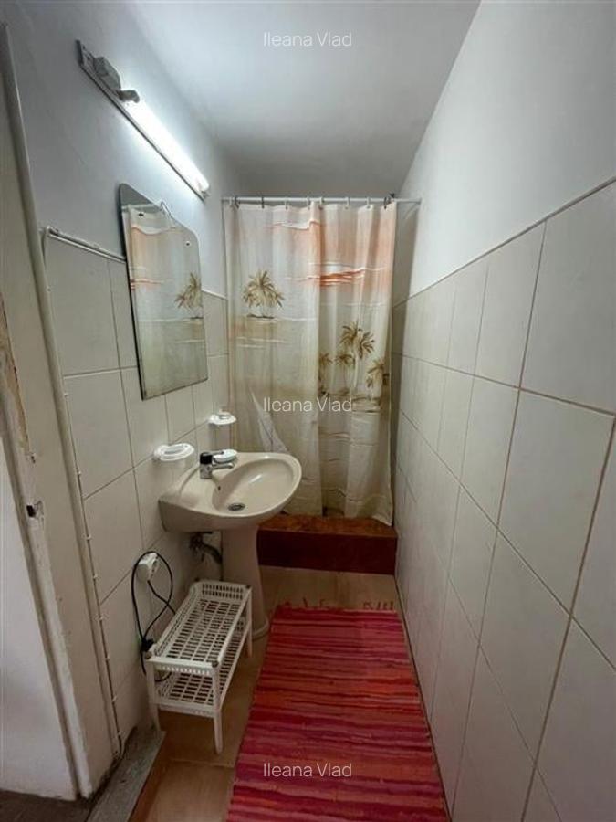 Garsoniera la casa zona Bulevardul Vasile Milea - 3