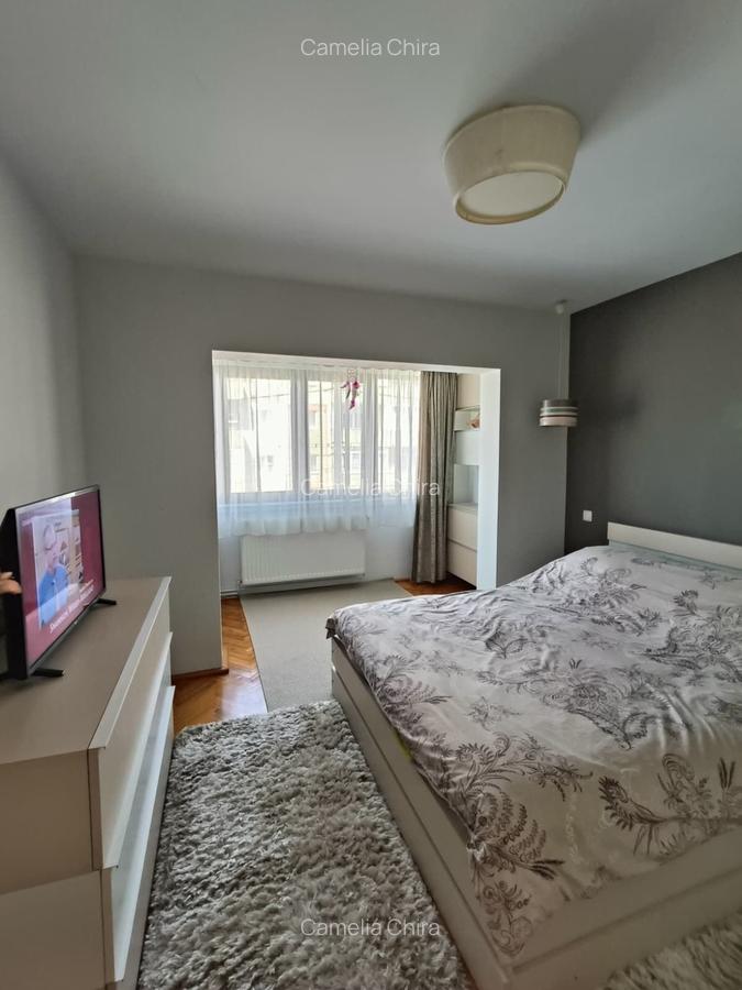 HORTENSIEI 3camere decomandat etaj1 cu garaj ! - 3