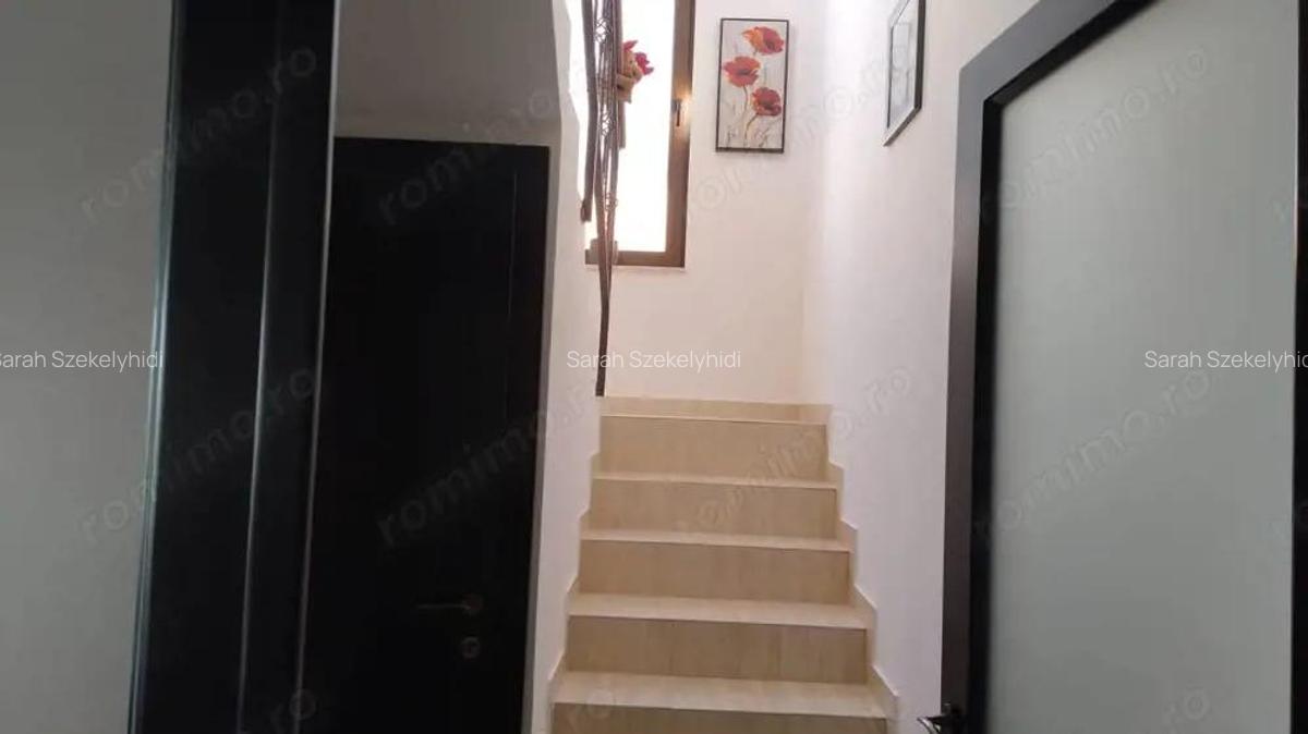 BRASADAS vinde vila 5 cam 190mp teren 10 ari str. Dara. - 3