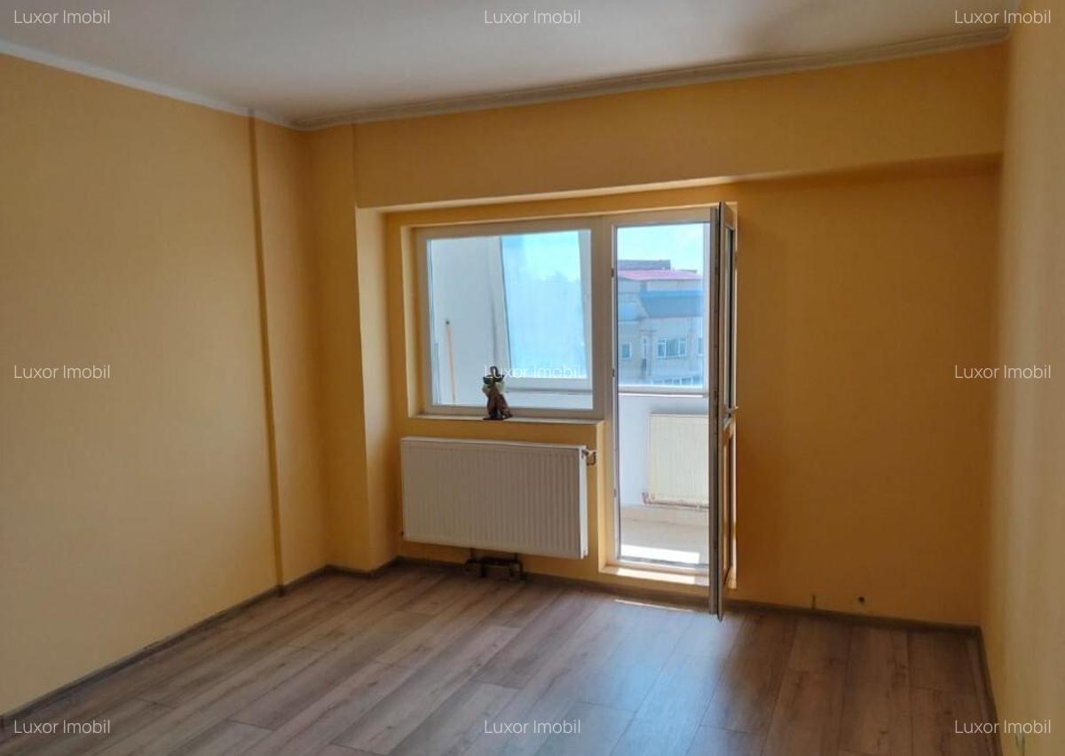 Apartament 3 camere Pacurari la bulevard - 1