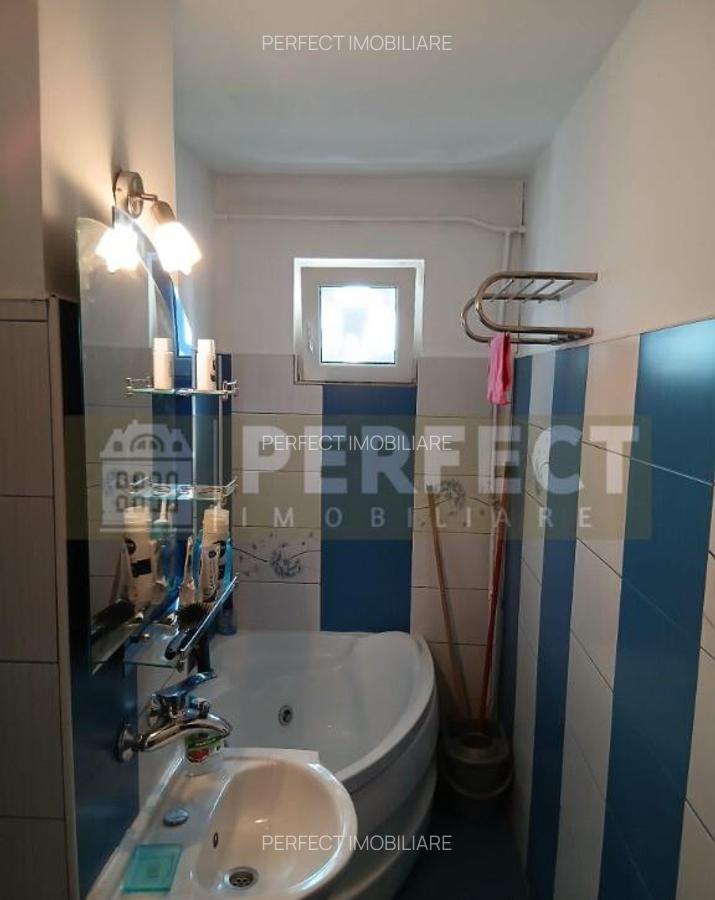 Apartament 2 camere RENOVAT COMPLET et.4/4 Pret 46000 euro-VEST - 8