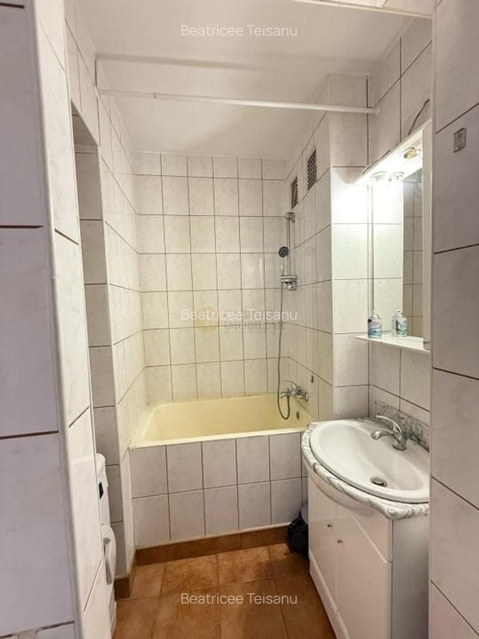 3 camere  | Piata Romana | 2 balcoane deschise - 9