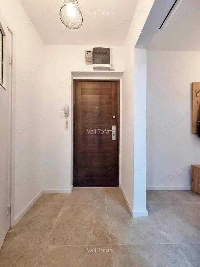 2 camere, decomandat, renovat premium, la 2 minute de Metrou TOTUL NOU - 9
