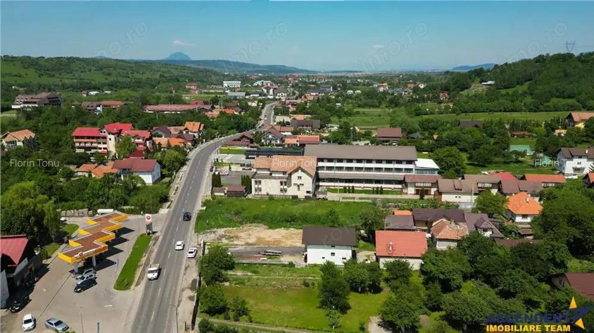 Intravilan, aria castelul Bran,utilitati,acces apreciabil: FILM! - 3