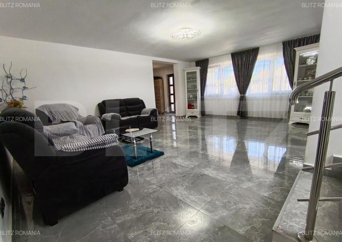 Casa cu 4 camere mobilata ?i utilata in suprafa?a de 237 - 2