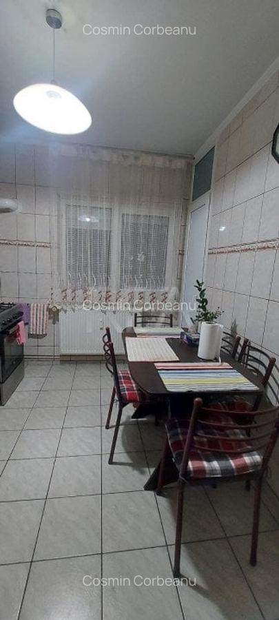 Apartament cu 3 camere decomandat, mobilat în Rahova - 4