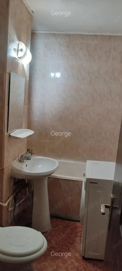 Afi Cotroceni metrou Orizont , Drumul Taberei ,4 statii de Unirii ,proprietar - 7