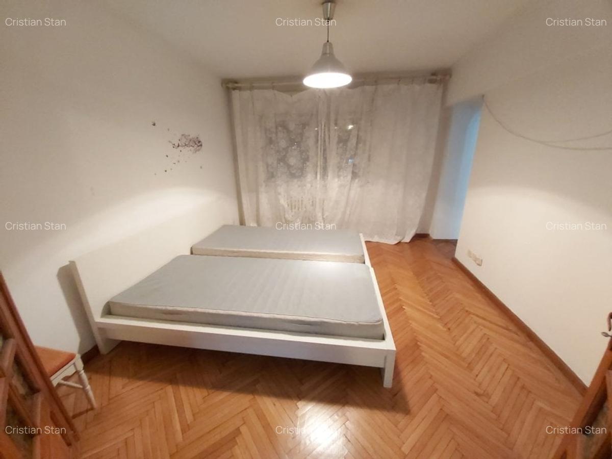 Unirii fantanile mari Piata Unirii - Piata Constitutiei 2 cam 450 euro - 5