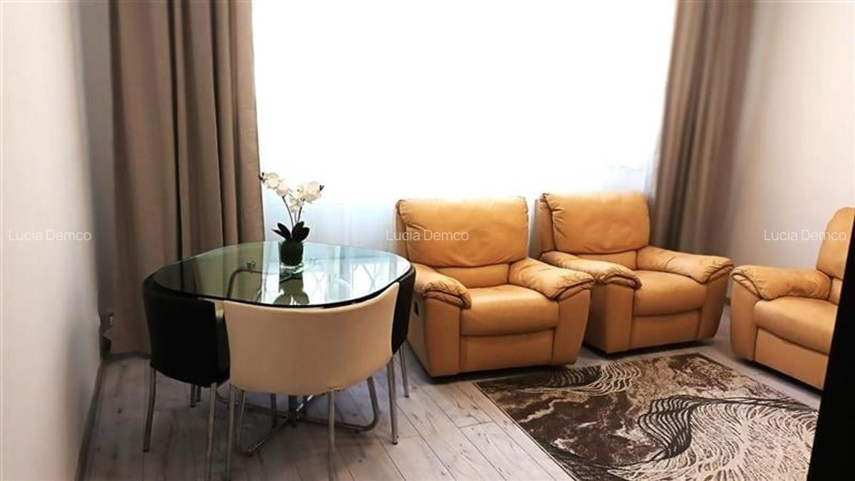2 apartamente pretabile circuit turistic, Centrul istoric -Strada Postavarului - 9