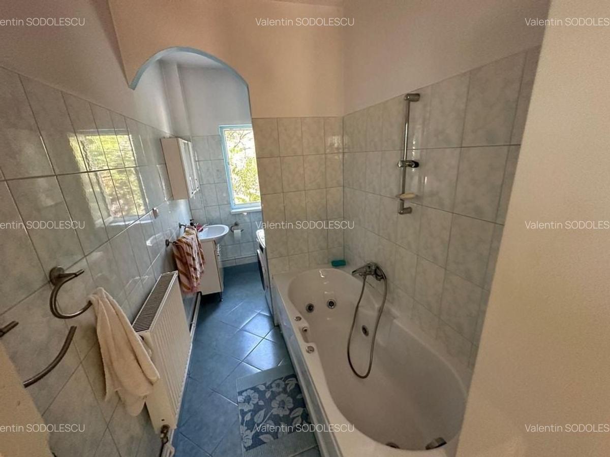 Casa cu teren 1394 mp zona Mehala - 26