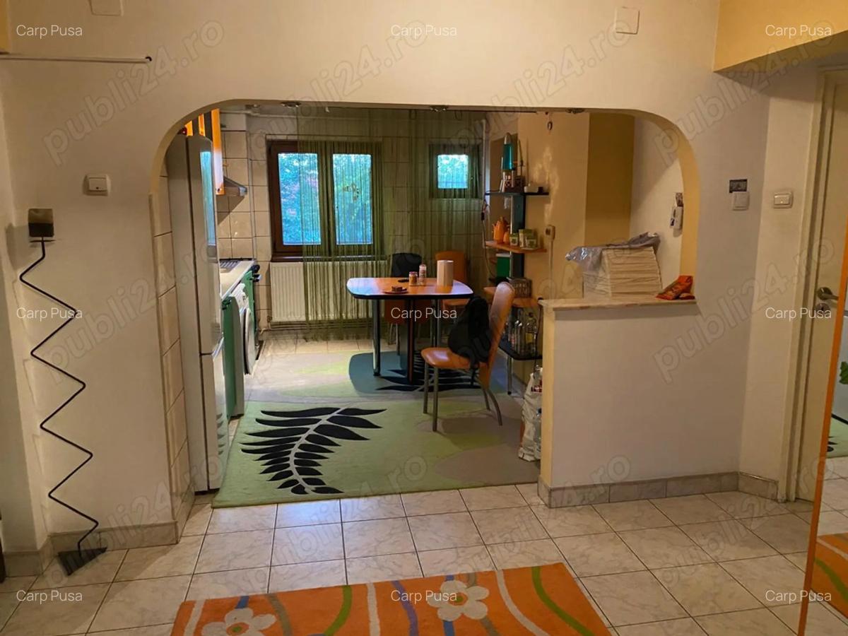 Inchiriez apt minim 6 luni , loc parcare ,cablu si internet,balcon mare - 2