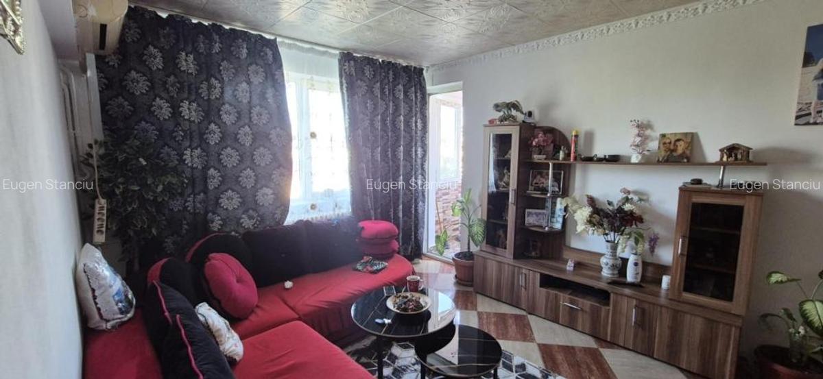 Apartament cu 3 camere semidecomandat, mobilat în Crângași - 4