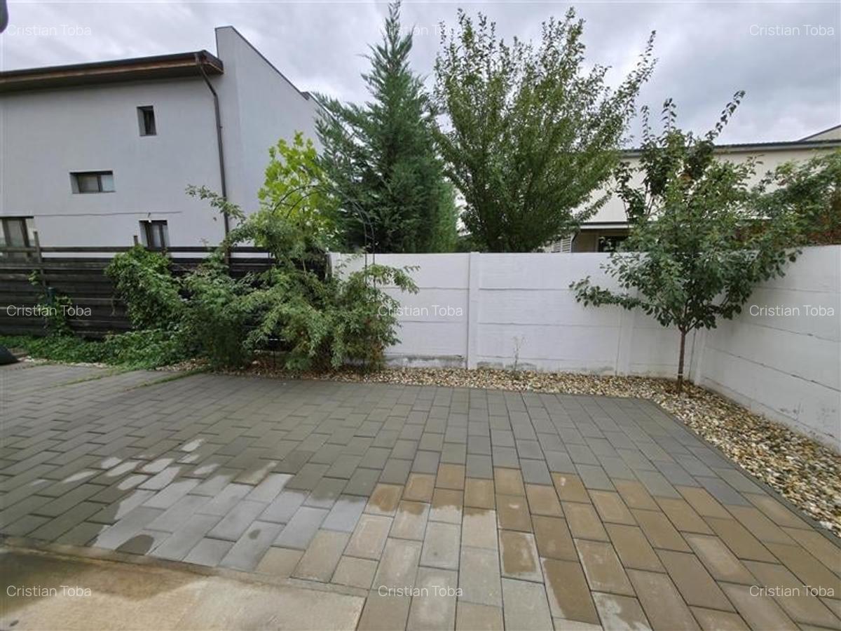 Casa moderna - Tunari - 4 camere - 2 bai - 120mp - 150mp teren - 16