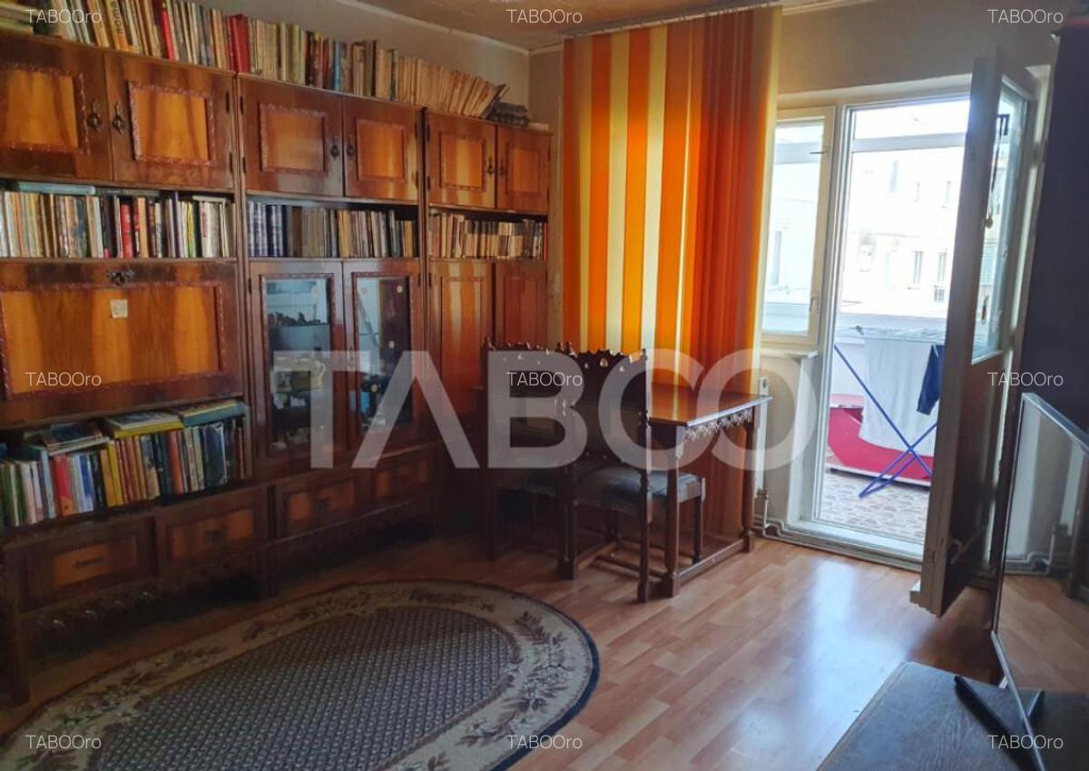 Apartament de inchiriat 4 camere 86 mp utili zona Bulevardul - 5