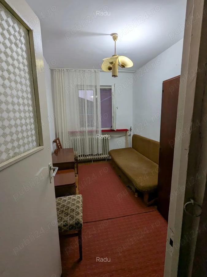 Proprietar vand apartament cu 3 camere semidecomandat - 6
