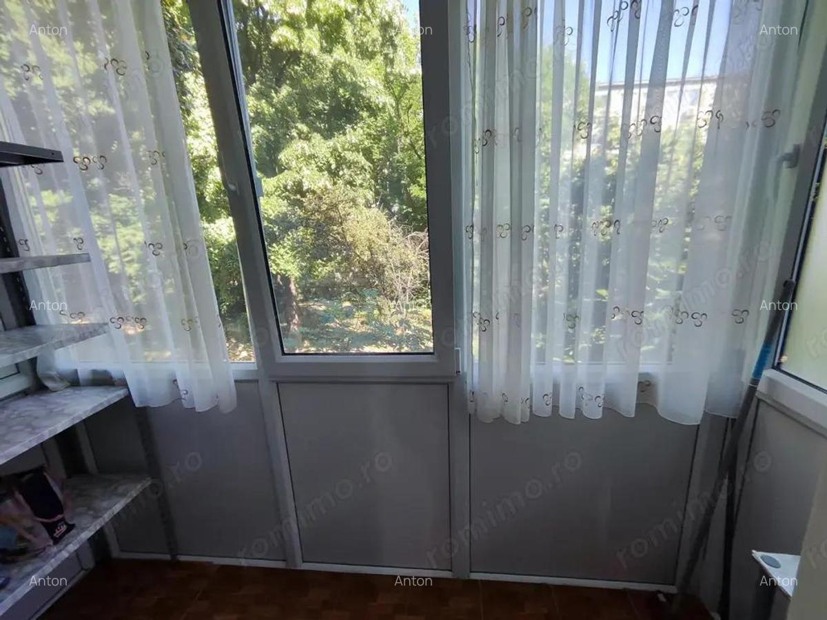 Dacia 2 camere 350 euro - 8