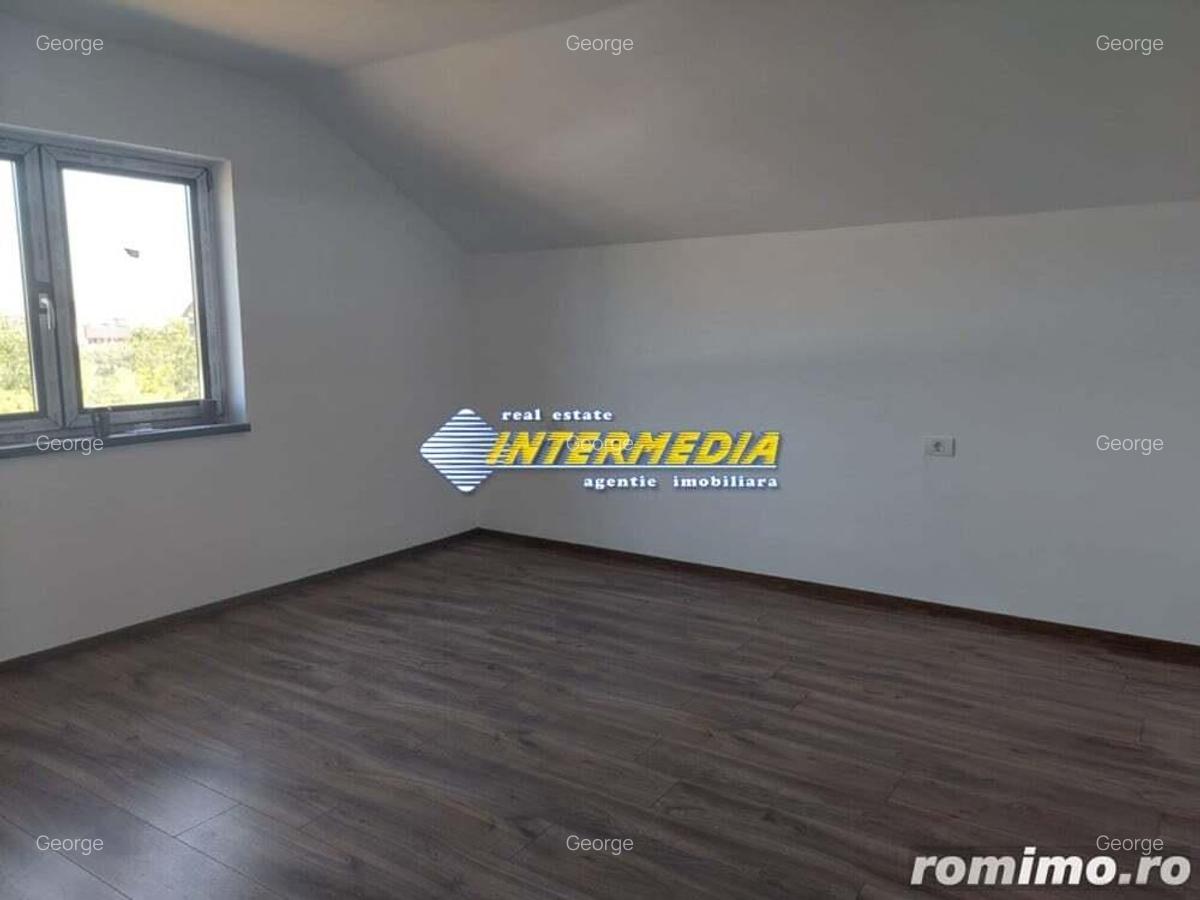 Casa Noua de vanzare Zona Cetate - 8