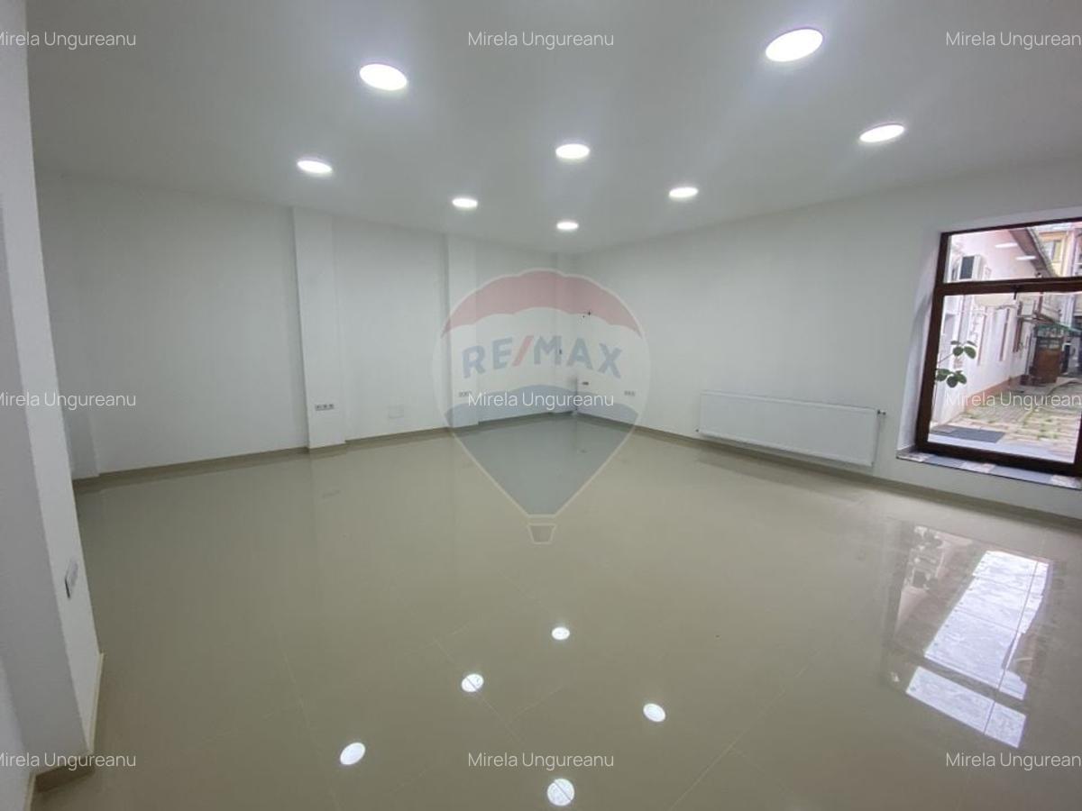 Spațiu comercial, 90 mp în Ultracentral - 2