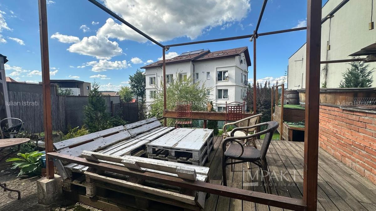 Imobil cu 5 apartamente separate, ideal pentru investitie - zona UMF! - 27
